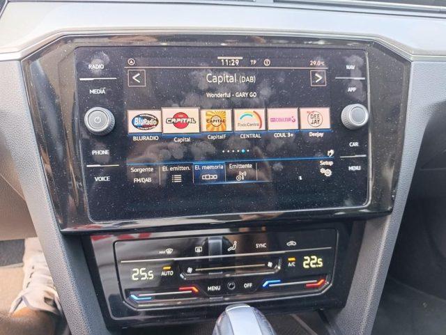 VOLKSWAGEN Passat Variant 2.0 TDI 122CV EVO DSG Business LED Navi ACC