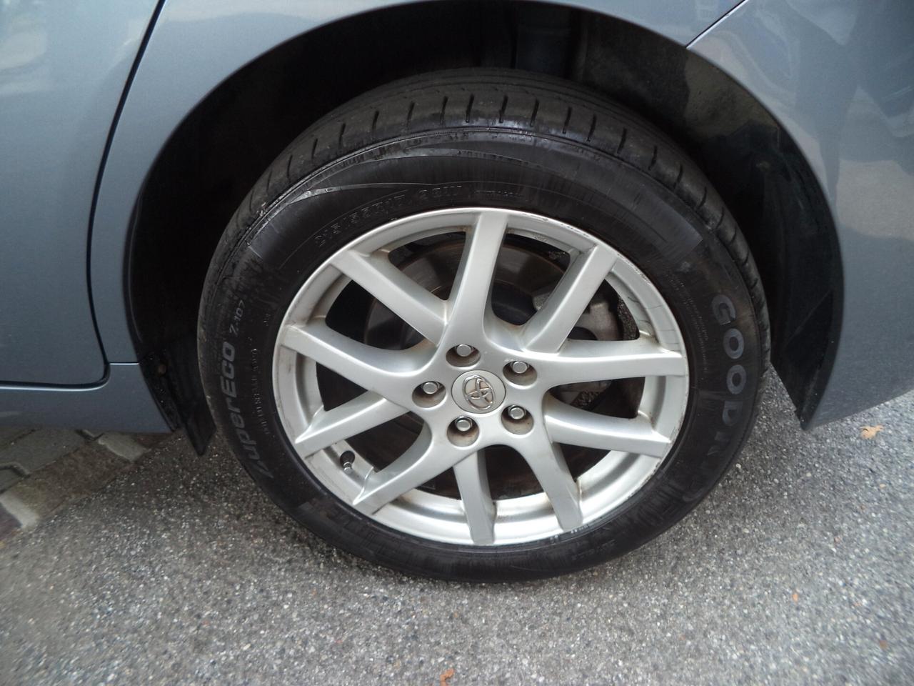 Toyota Verso 2.0 D Luxury Pack 7 posti UNIPROPRIETARIO BELLA