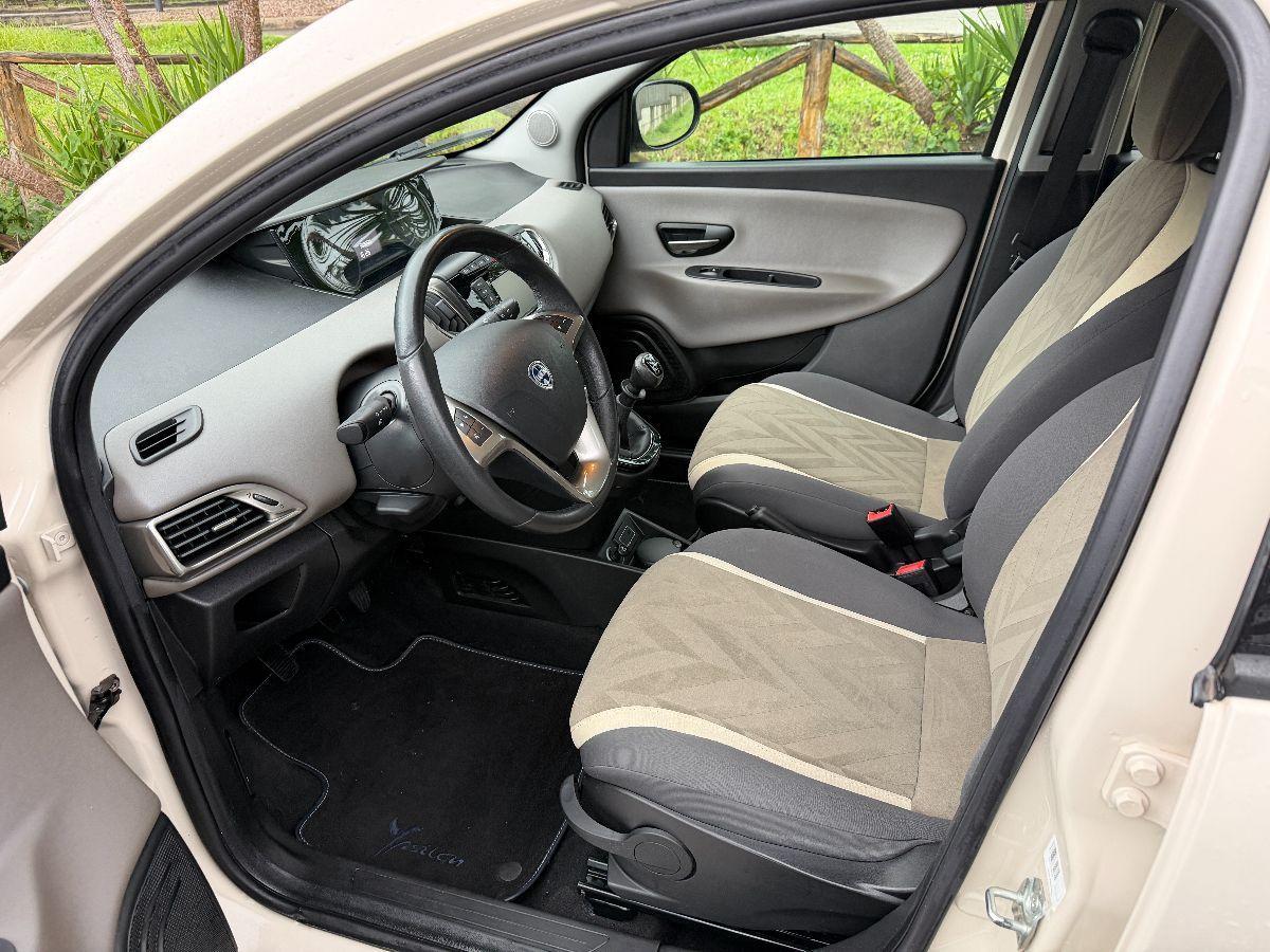 LANCIA - Ypsilon - 1.2 69 CV 5p. GPL Ecochic Gold