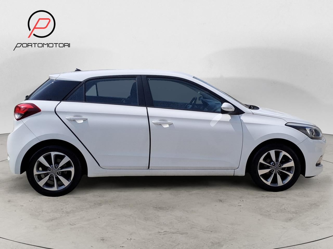 HYUNDAI i20 2ª serie - i20 1.2 84 CV 5 porte Comfort