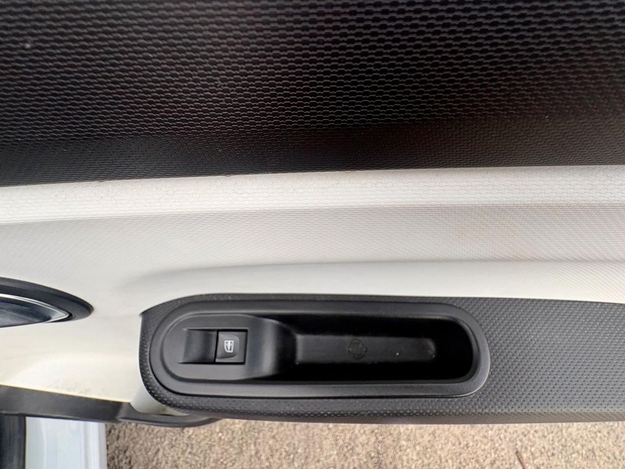 Renault Twingo Lovely SCe 69 #10394