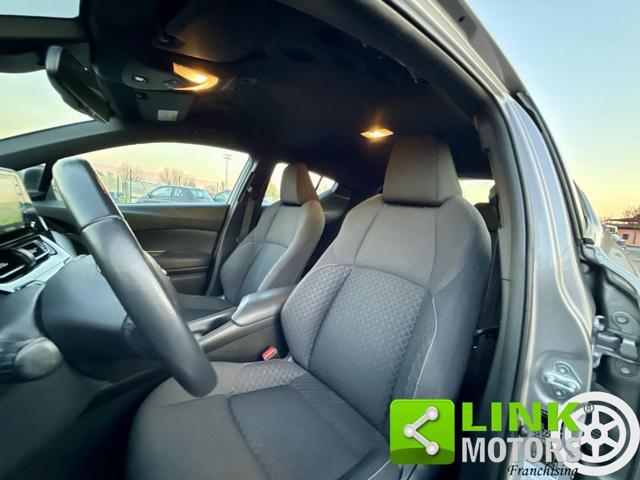 TOYOTA C-HR 1.8 Hybrid E-CVT Active