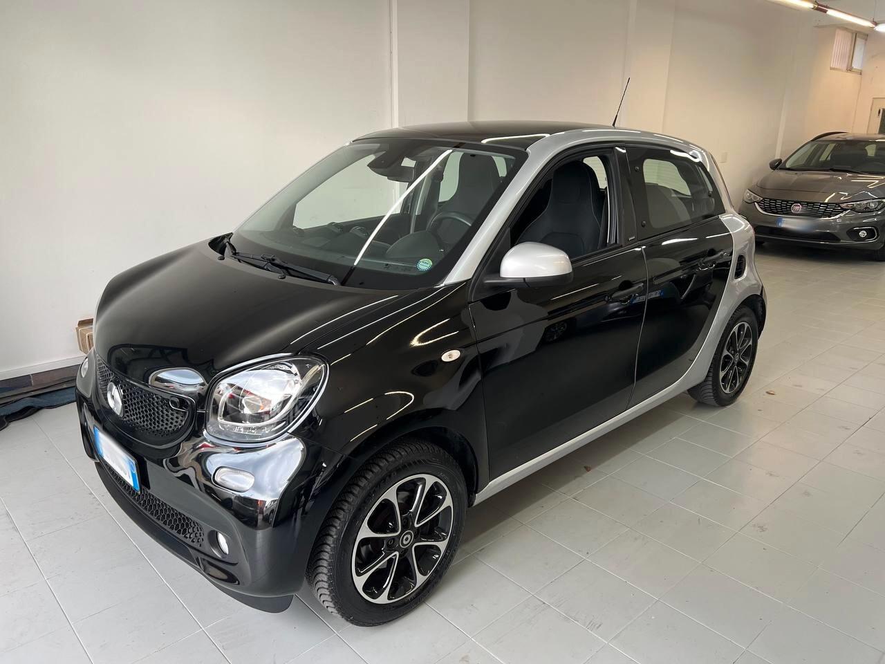 Smart ForFour 60 1.0 Black Passion