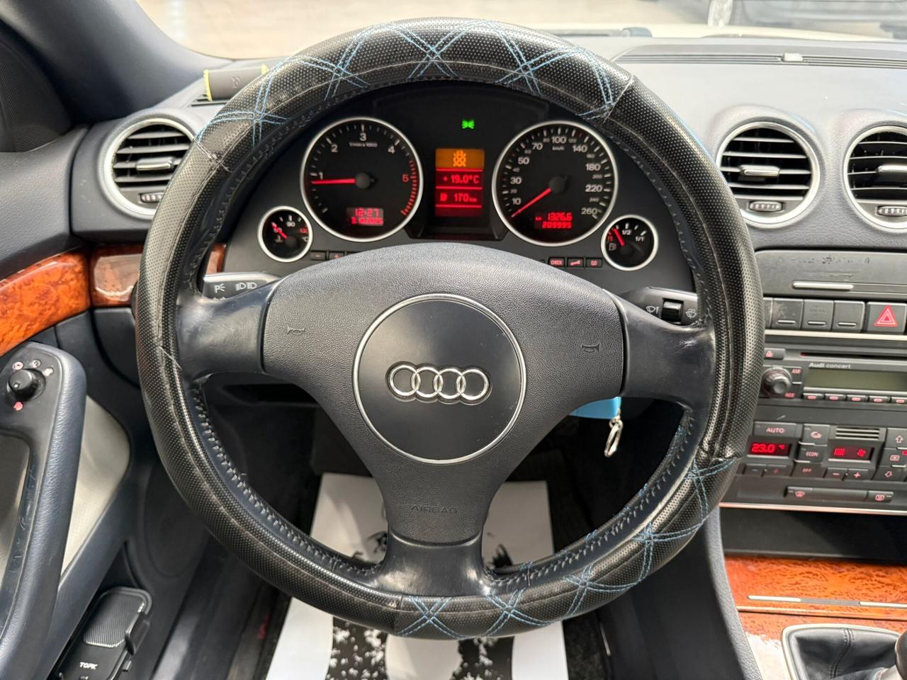Audi A4 Cabriolet 2.5 V6 TDI 163 CV