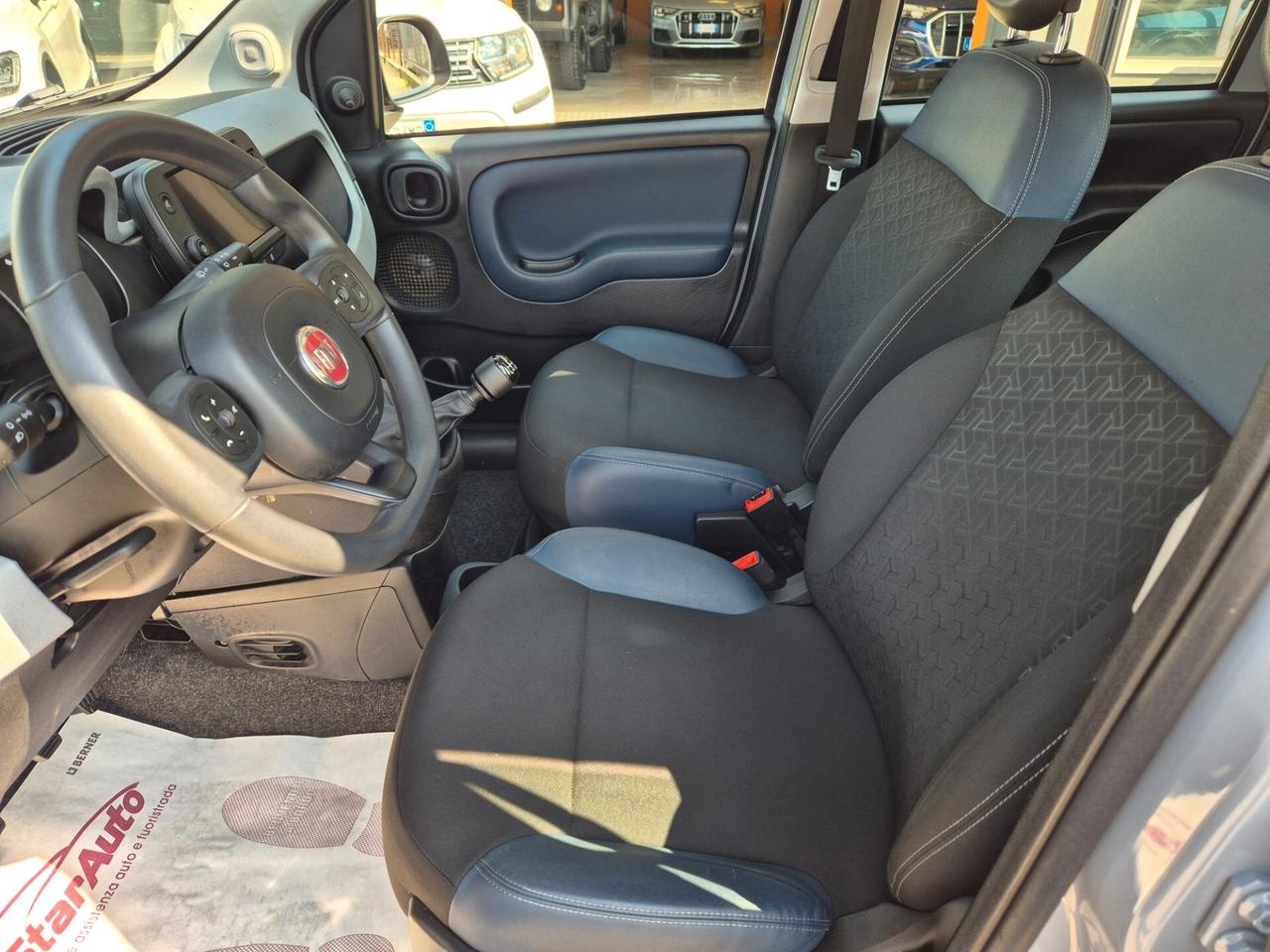 Fiat Panda 1.0 FireFly S&S Hybrid City Cross