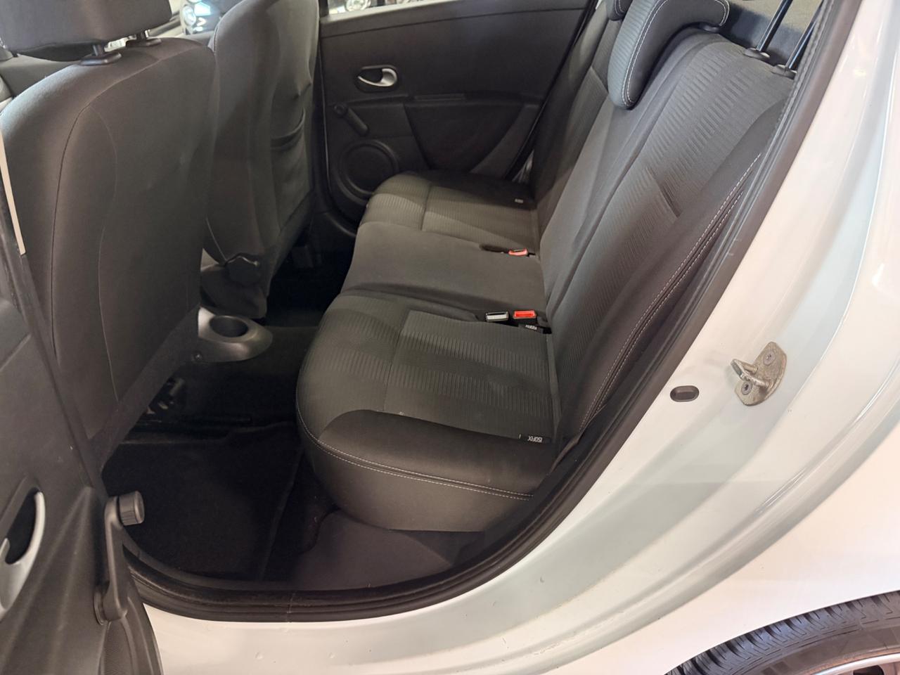 Renault Clio 1.2 16V 5 porte Dynamique