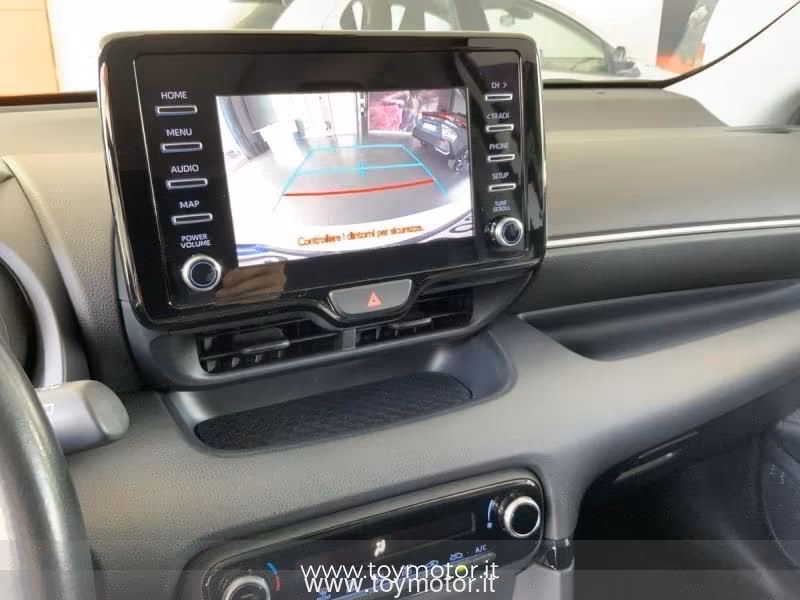 Toyota Yaris 4ª serie 1.5 Hybrid 5 porte Trend