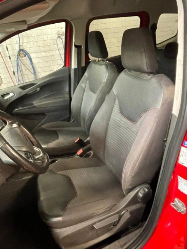 FORD Tourneo Courier 1.0 EcoBoost 100 CV Sport