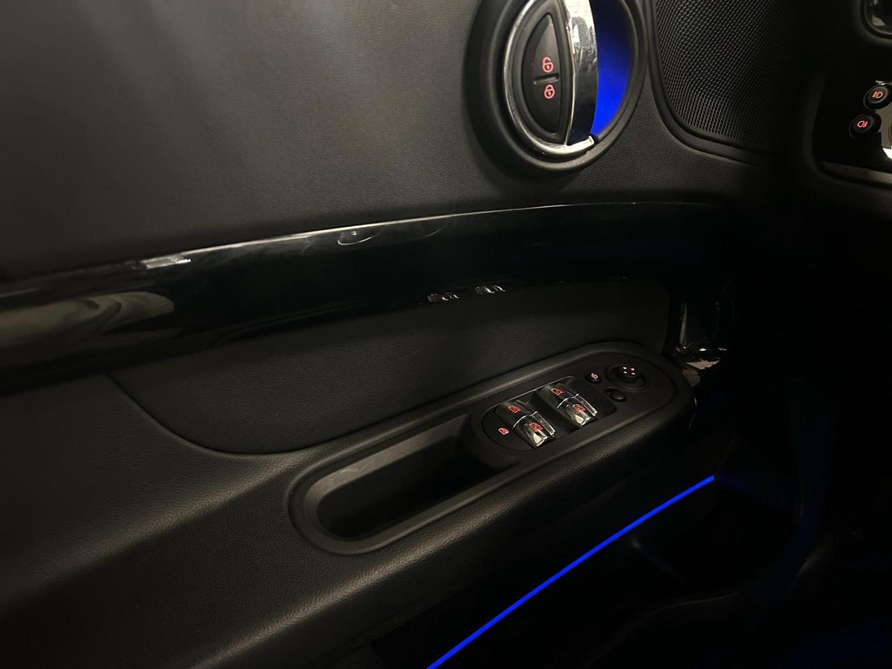 Mini Mini Countryman 1.5 Cooper Essential auto