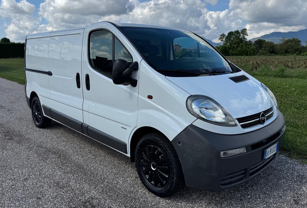 OPEL VIVARO 1.9 DTI 100 cv FURGONE VAN AUTOCARRO