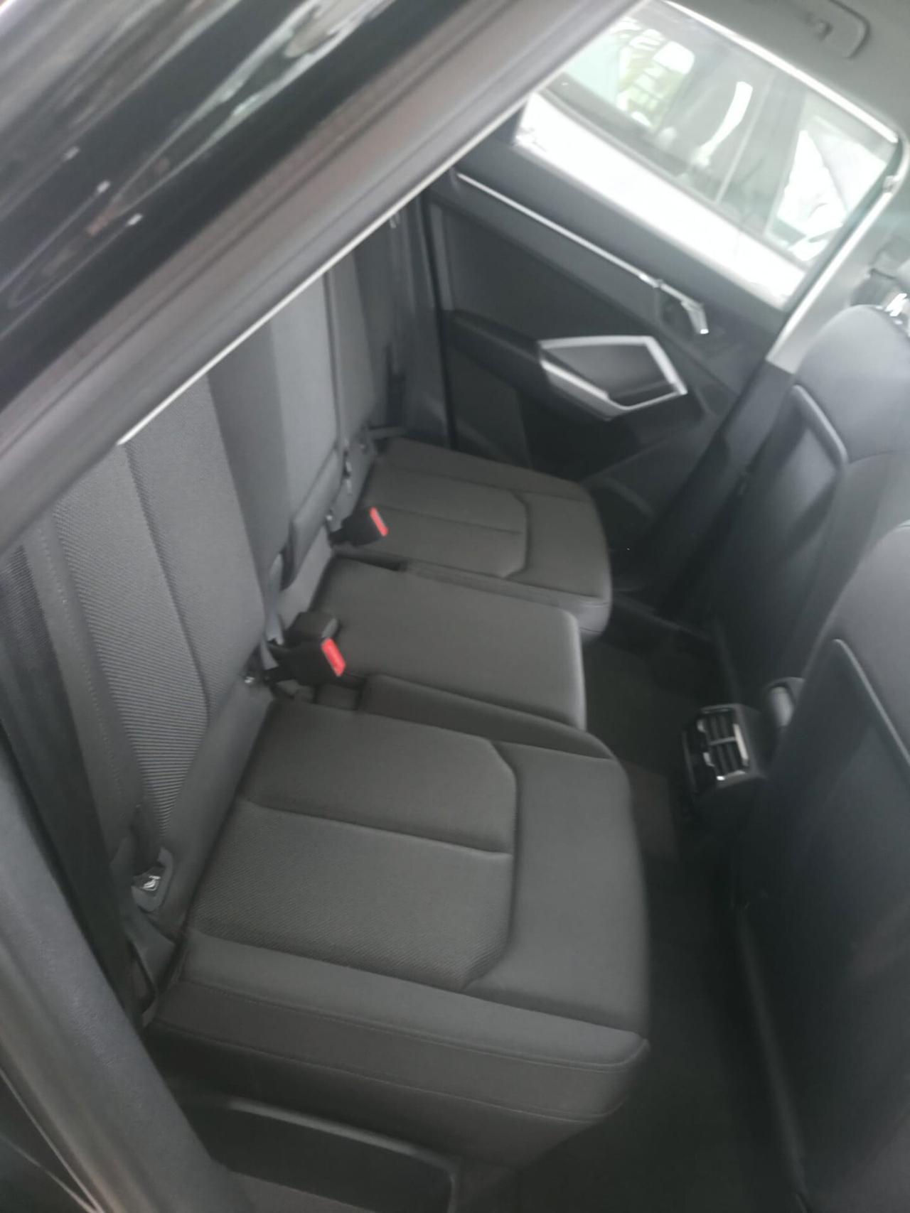 Audi Q3 35 TDI Business Advanced