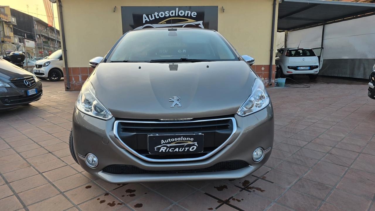 Peugeot 208 PureTech 82 3 porte Allure