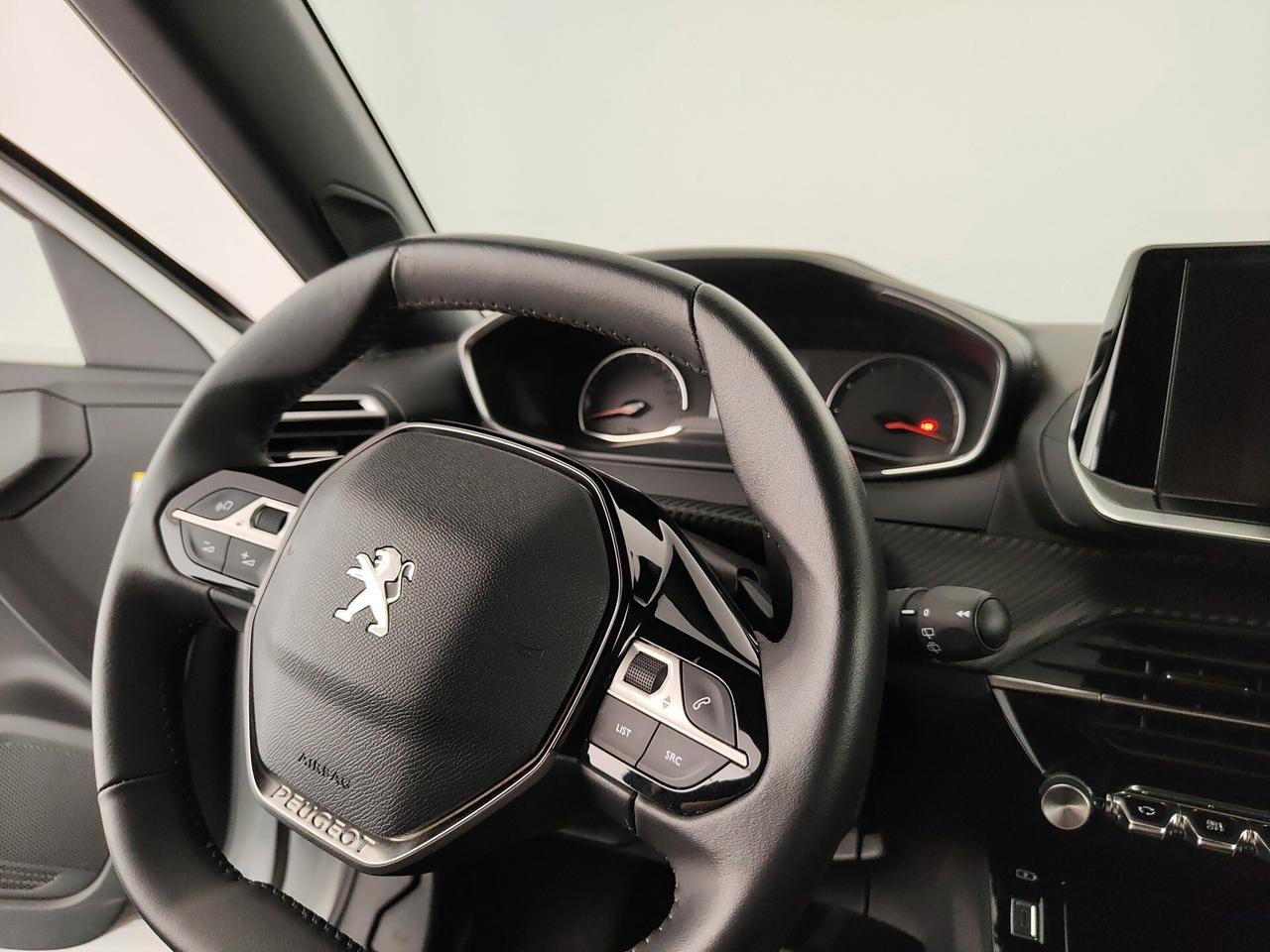 Peugeot 2008 BlueHDi 130 S&S EAT8 Allure