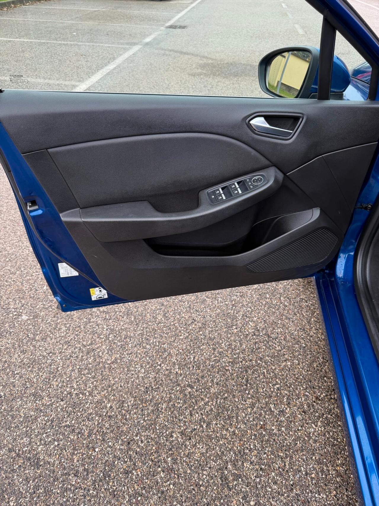 Renault Clio 1.0 tce - NEOP. - 12 MESI DI GARANZIA -