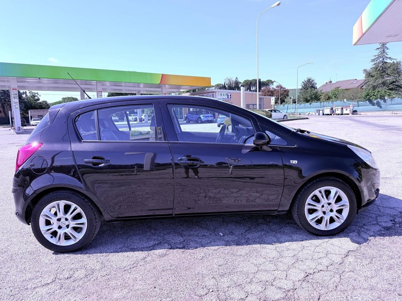 Opel Corsa 1.3 CDTI 90CV 5 porte Cosmo