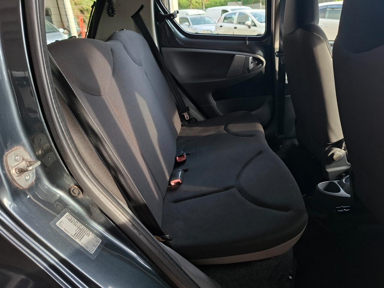 Toyota Aygo 1.0 5porte DA NEOPATENTATI