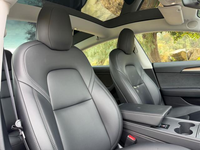 TESLA Model 3 PERFORMANCE NAVI+PELLE+PINZE ROSSE+SPOILER