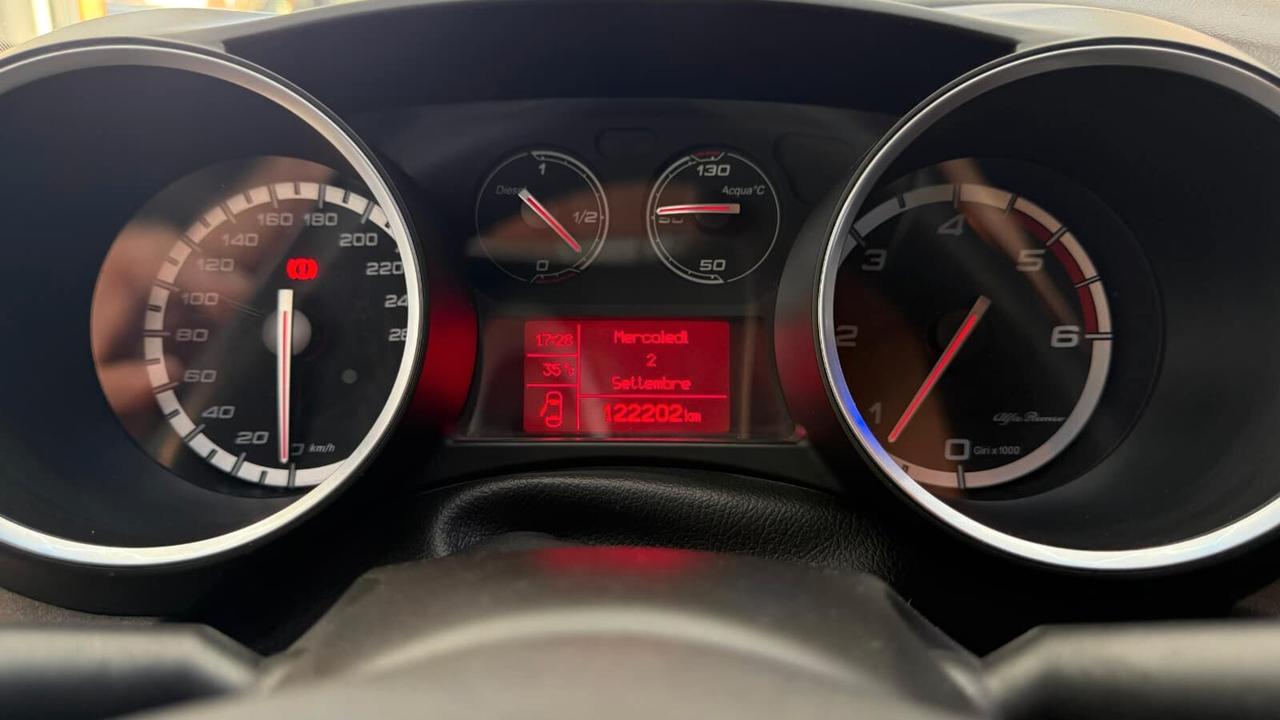 Alfa Romeo Giulietta 1.6 JTDm-2 105 CV Exclusive