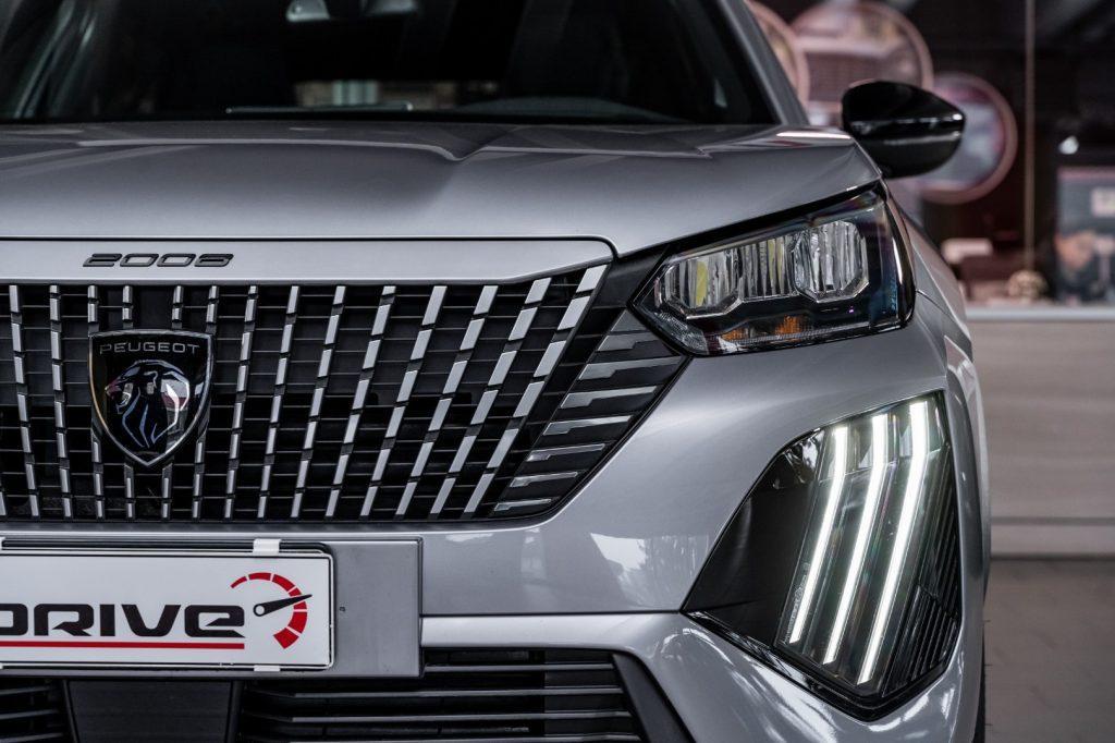 PEUGEOT 2008 PureTech 100 S&S Allure