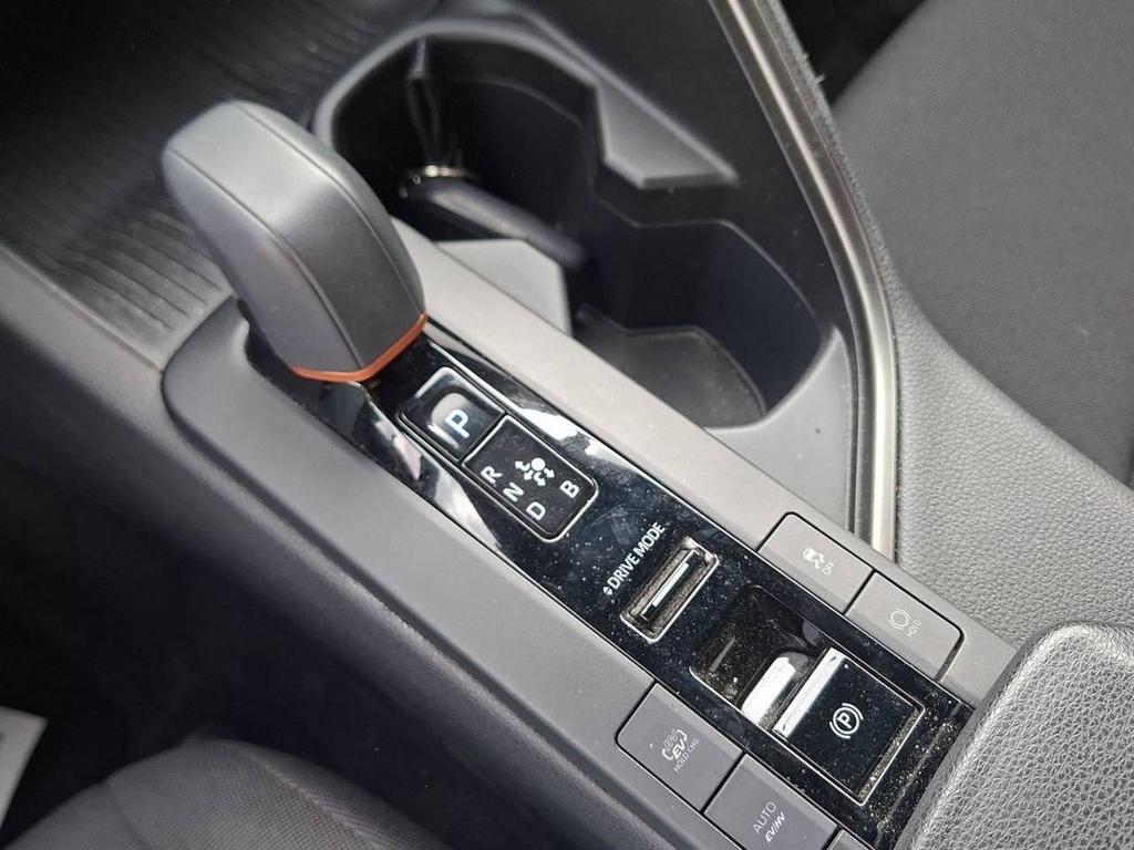 Toyota C-HR 2.0 PHEV Trend Eco FWD E-CVT