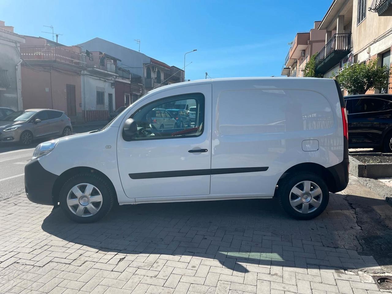 Renault Kangoo 1.5 dCi 75CV S&S 4p. Express Ice