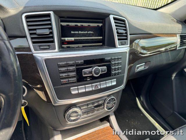 MERCEDES-BENZ GL 350 BlueTEC 4matic Premium
