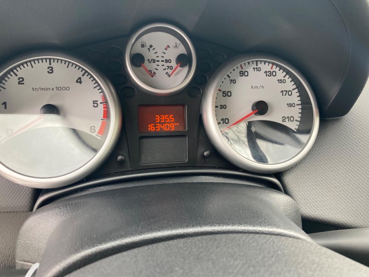 PEUGEOT 207 1.4 HDI (PROPRIETARIO UNICO)