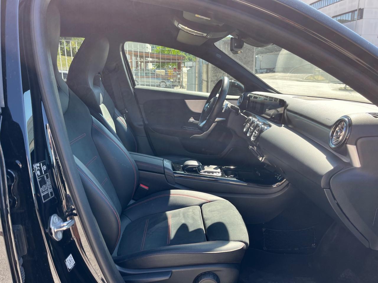Mercedes-benz A 180 A 180 d Automatic Premium