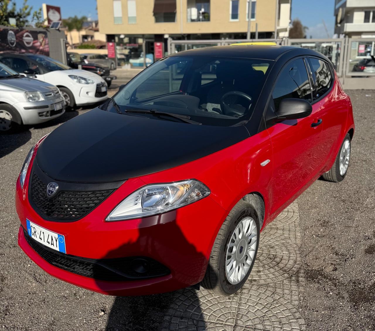 Lancia Ypsilon 1.2 69 CV 5 porte S&S Platinum