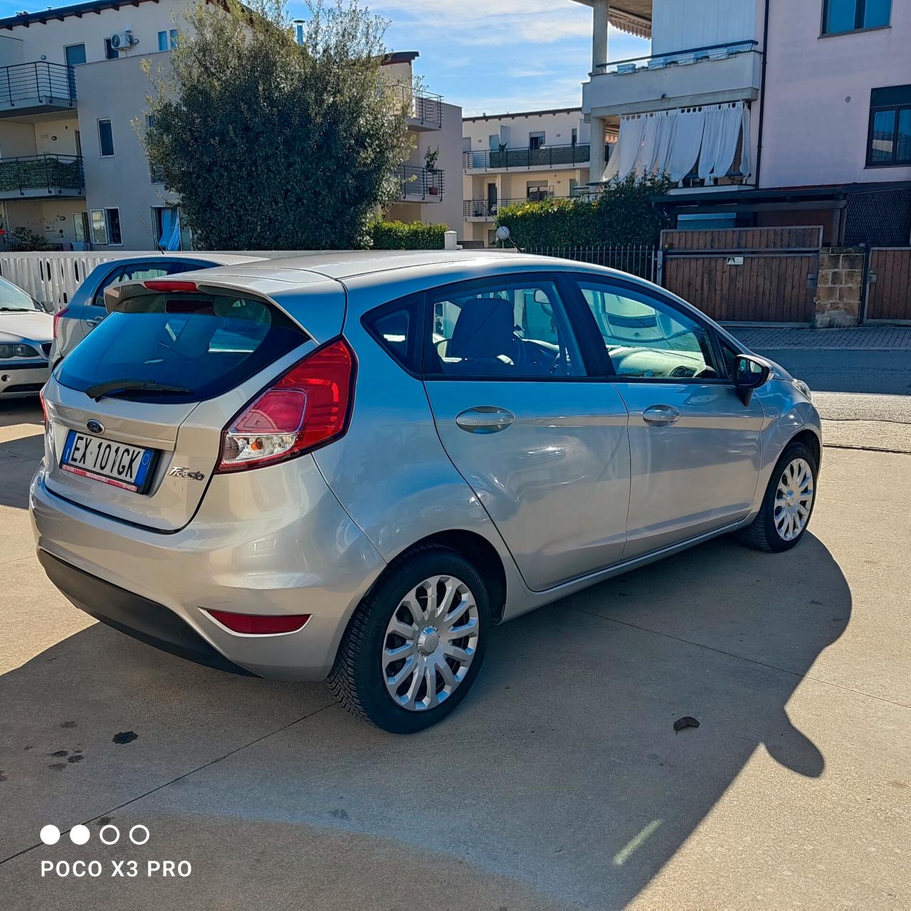 Ford Fiesta 1.5 TDCi 75CV 5 porte Titanium