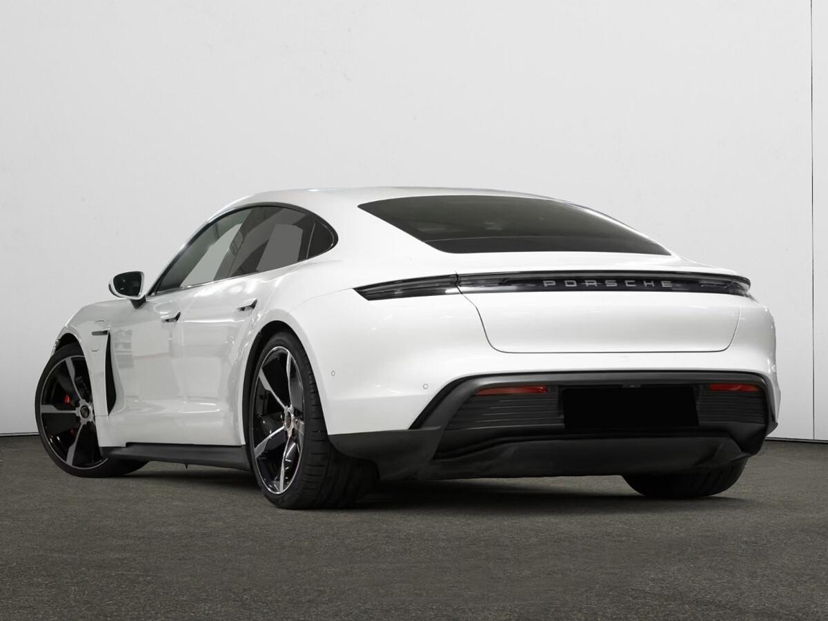 Porsche Taycan 476CV Performance Battery PLUS (GARANZIA)