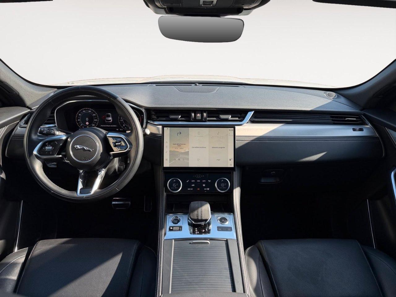 Jaguar F-Pace 2.0d i4 mhev R-Dynamic SE awd 204cv auto
