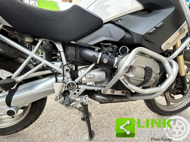 BMW R 1200 GS .