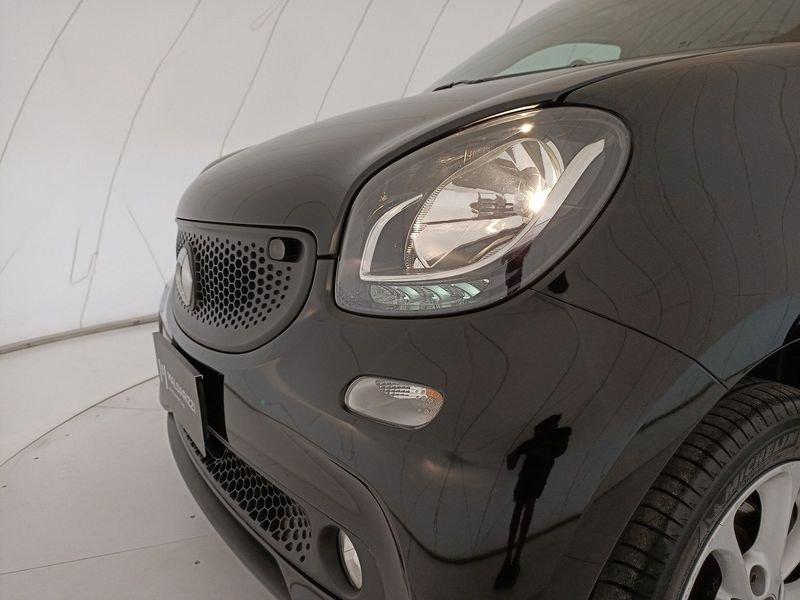 smart forfour II 2015 1.0 Youngster 71cv my18