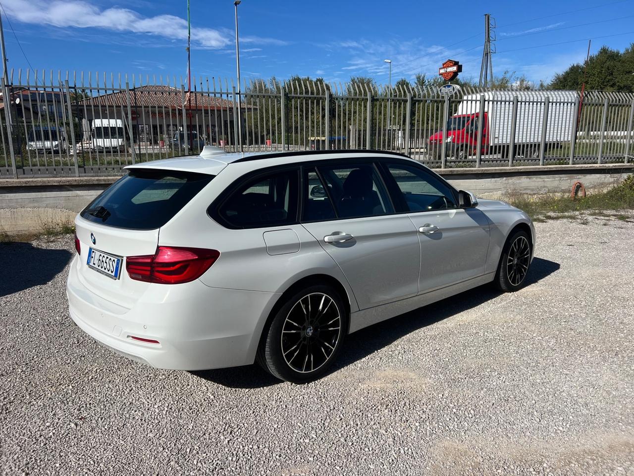 Bmw 318 318d Touring Business Advantage aut.