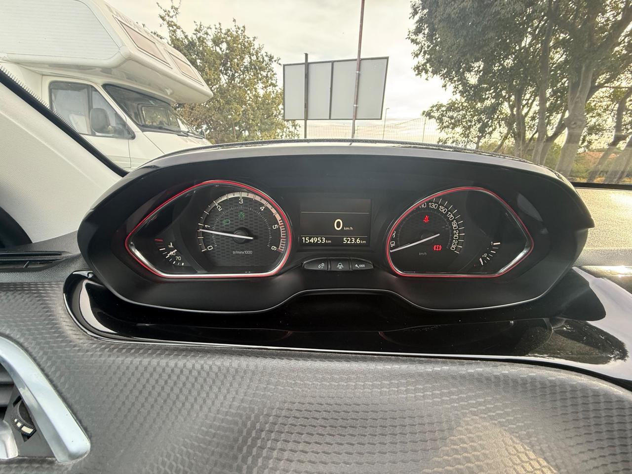 Peugeot 2008 BlueHDi 100 S&S Style