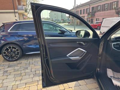 Audi Q3 35 1.5 tfsi Business s-tronic LED-APP CONNECT-18"