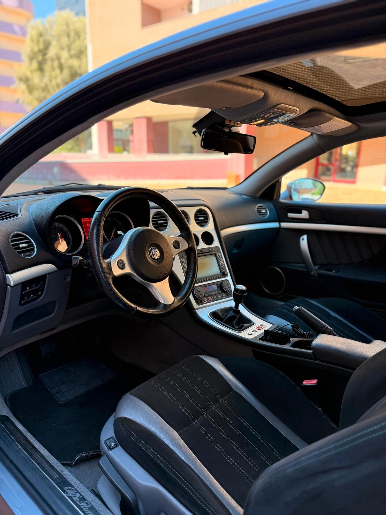 Alfa Romeo Brera 2.4 JTDm 20V 210CV Sky Window