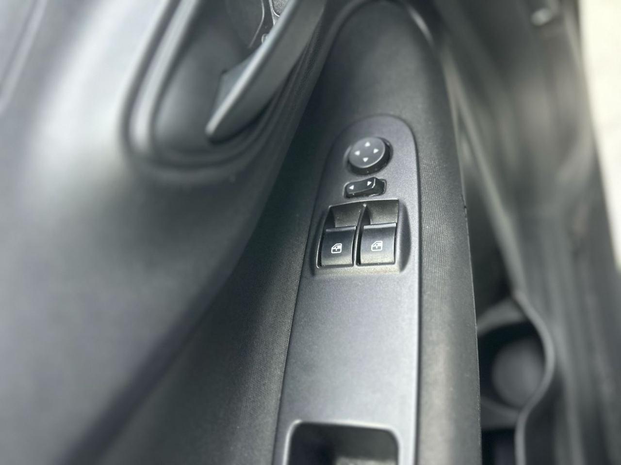 FIAT Punto 1.4 8V 5 porte Natural Power Street