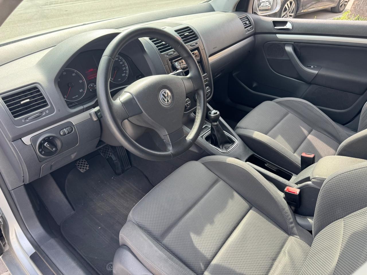 Volkswagen Golf 2.0 16V TDI 5p. Sportline