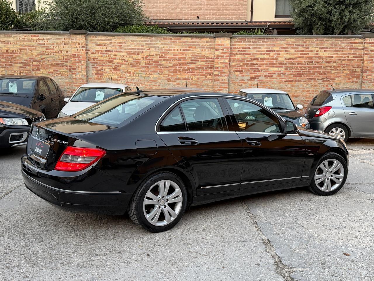 Mercedes-benz C 180 Kompressor 156CV Avantgarde