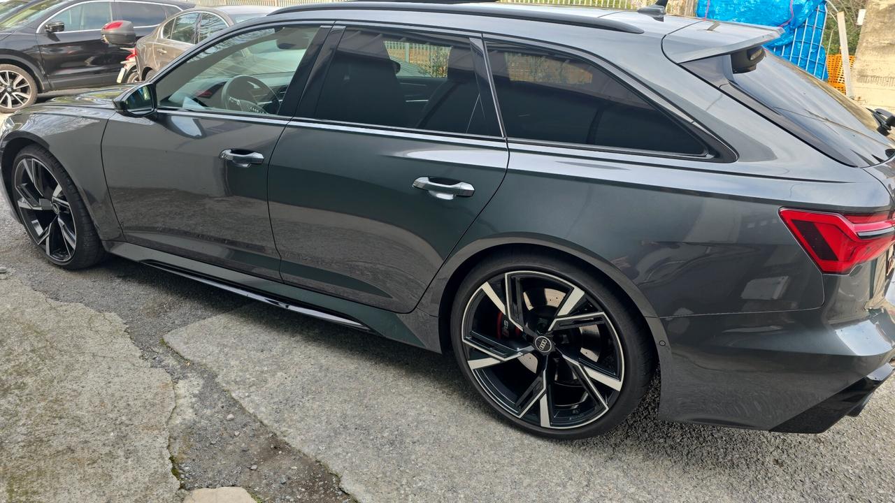 Audi A6 RS 6 Avant 4.0 TFSI V8 quattro tiptronic