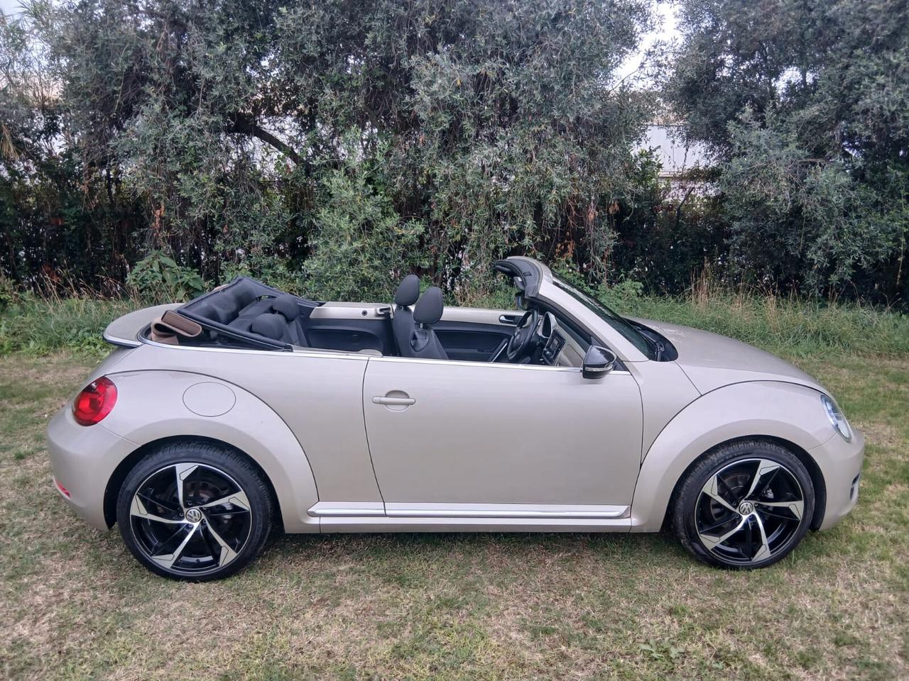 Volkswagen Maggiolino Cabrio 2.0 TDI Sport