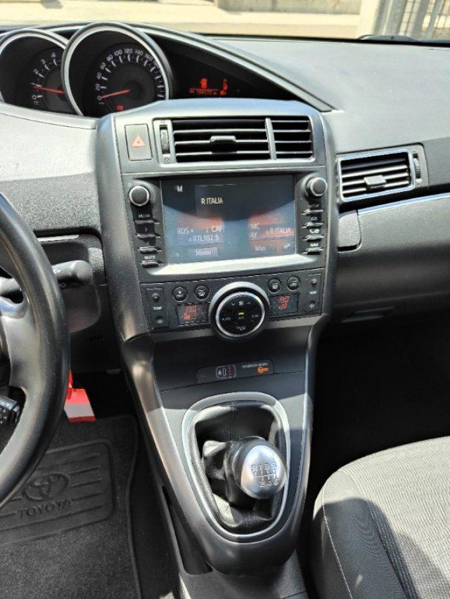 TOYOTA Verso 1.6 D-4D Active