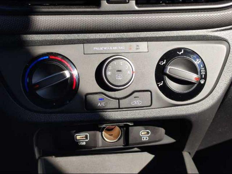Hyundai i10 NUOVA PE MY25 5P 1.0 MT CONNECTLINE