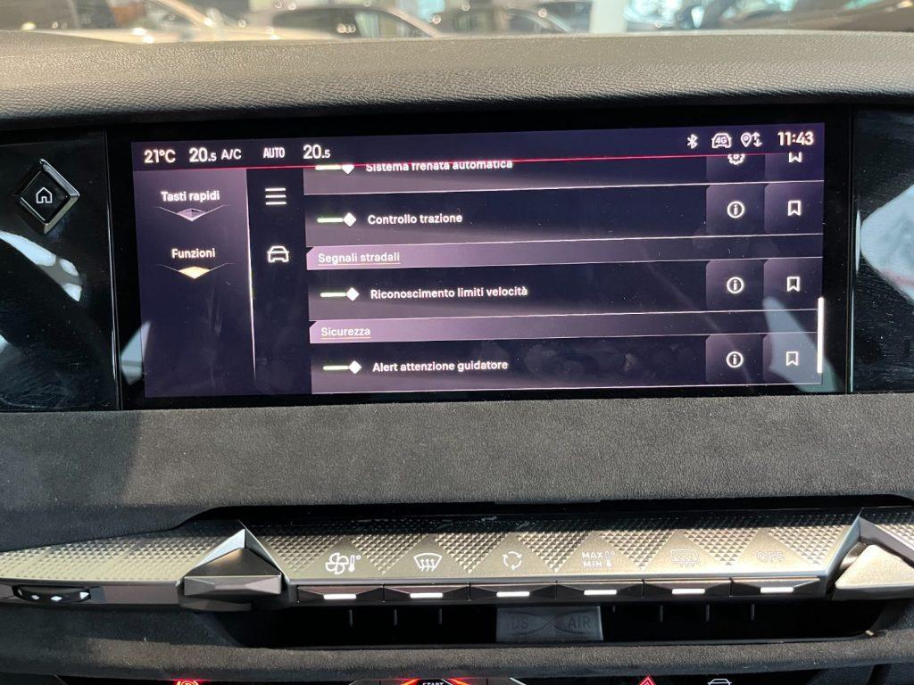 DS AUTOMOBILES DS 4 BlueHDi 130 aut. Performance Line