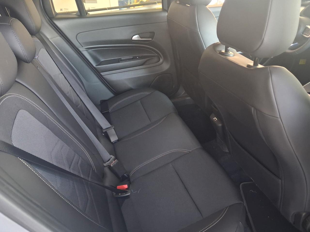 Jeep Avenger 1.2 Turbo 110 CV MHEV Summit