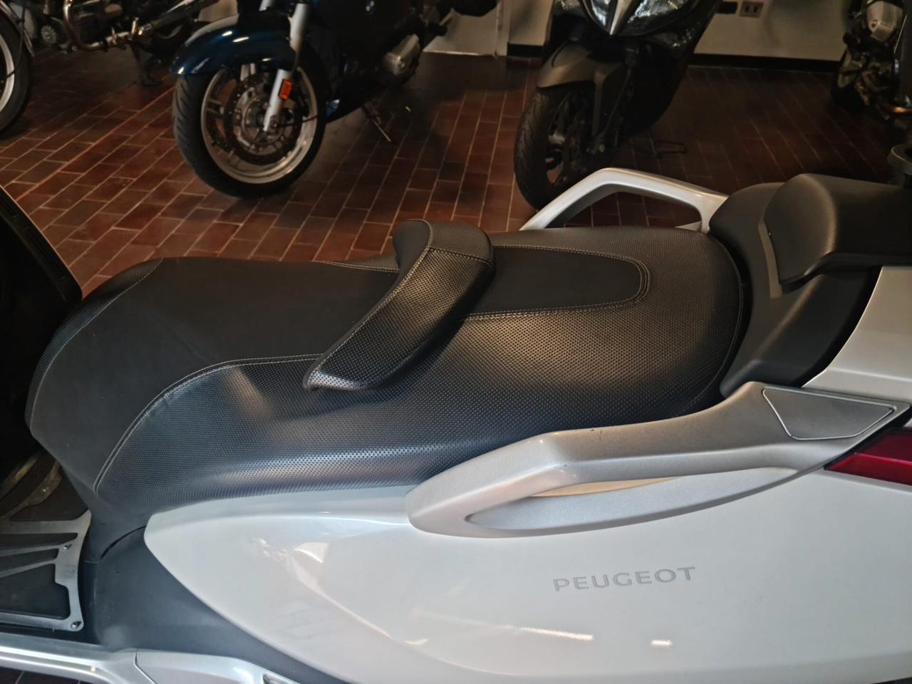 Peugeot Metropolis 400 ( 2013 / 2017 )