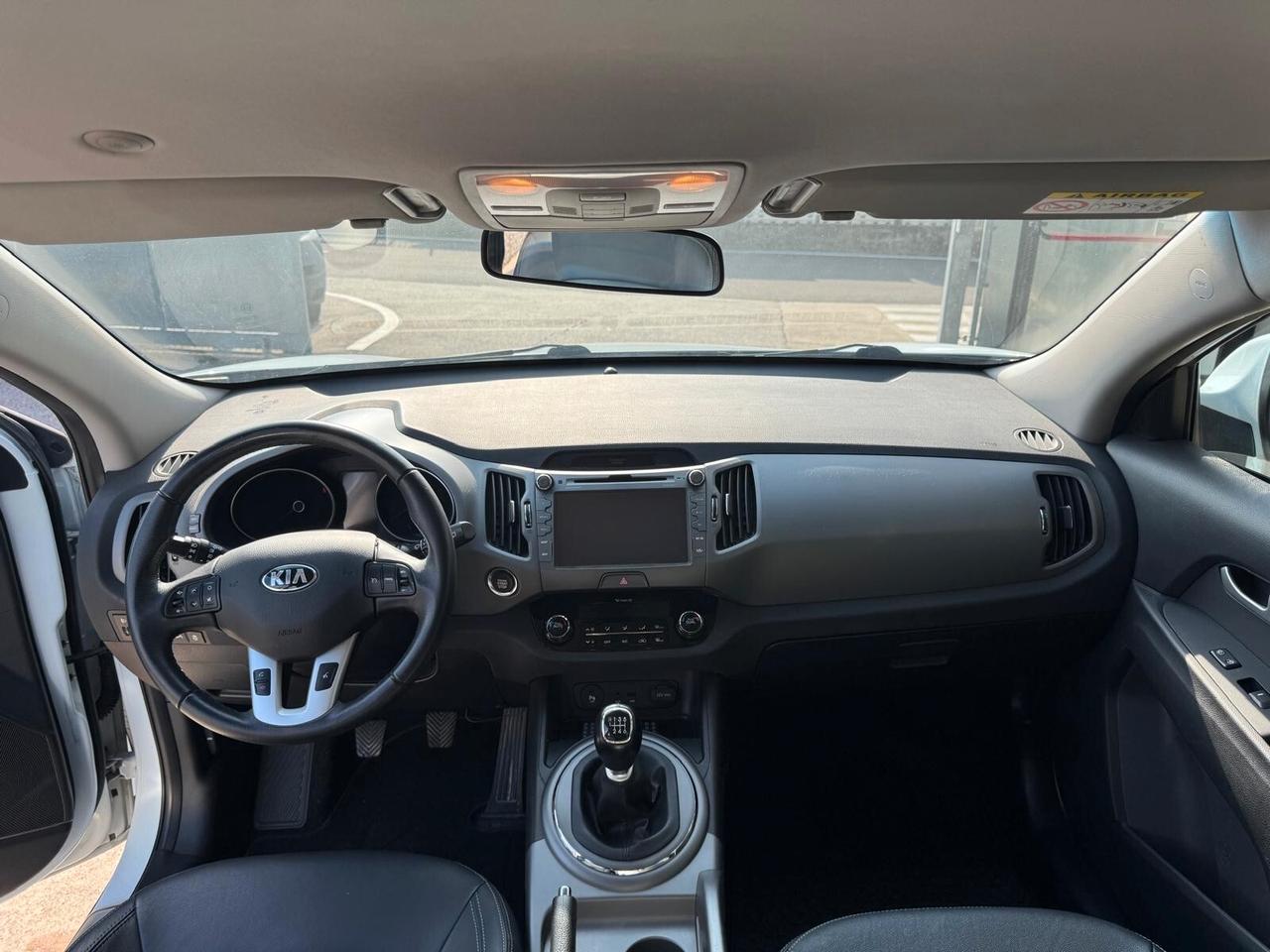 Kia Sportage 1.7 CRDI VGT 2WD high tech