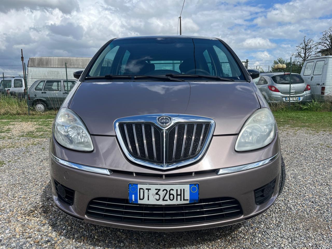 Lancia MUSA 1.4 16V Poltrona Frau